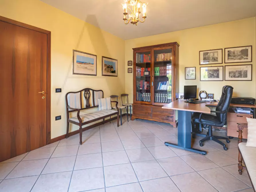 Immagine 19 di Casa bifamiliare in vendita  in Via Caldonazzo a Selvazzano Dentro