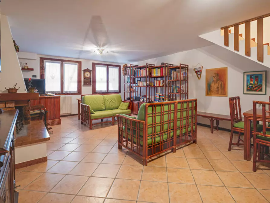 Immagine 36 di Casa bifamiliare in vendita  in Via Caldonazzo a Selvazzano Dentro