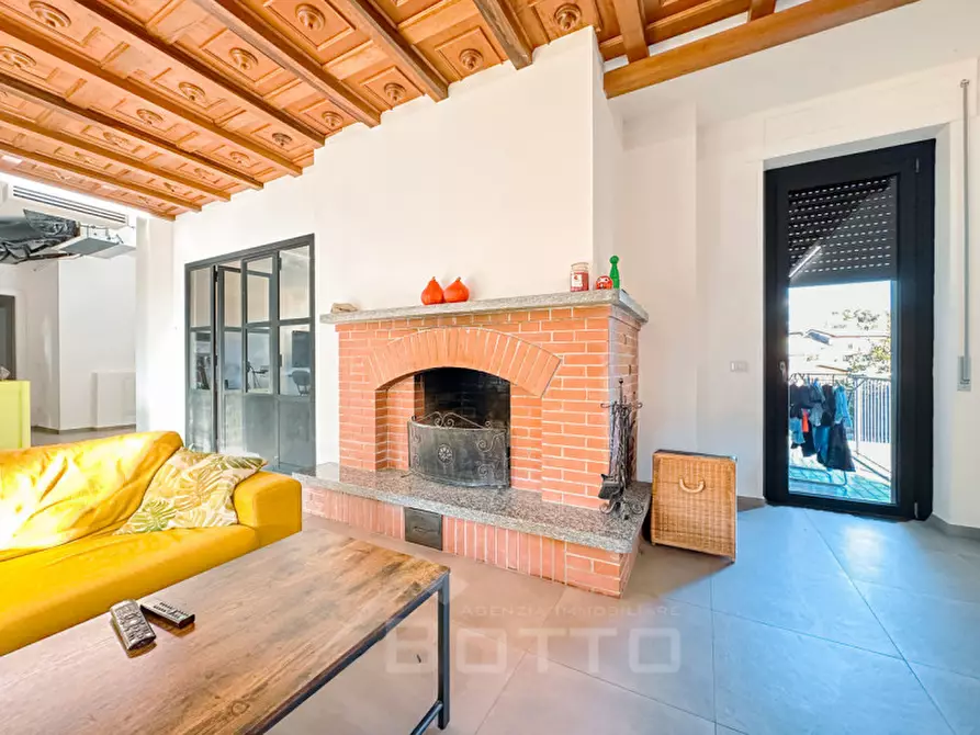 Immagine 15 di Villa in vendita  in VIA DON TARTAGLIOTTI 11 a Grignasco