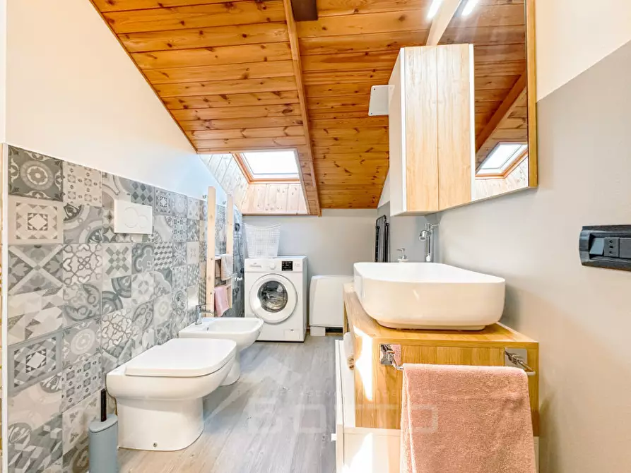 Immagine 36 di Villa in vendita  in VIA DON TARTAGLIOTTI 11 a Grignasco