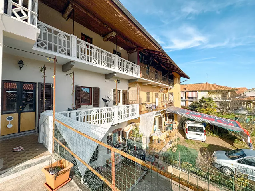 Immagine 23 di Villetta a schiera in vendita  in Via A. Volta 16 B a Fontaneto D'agogna