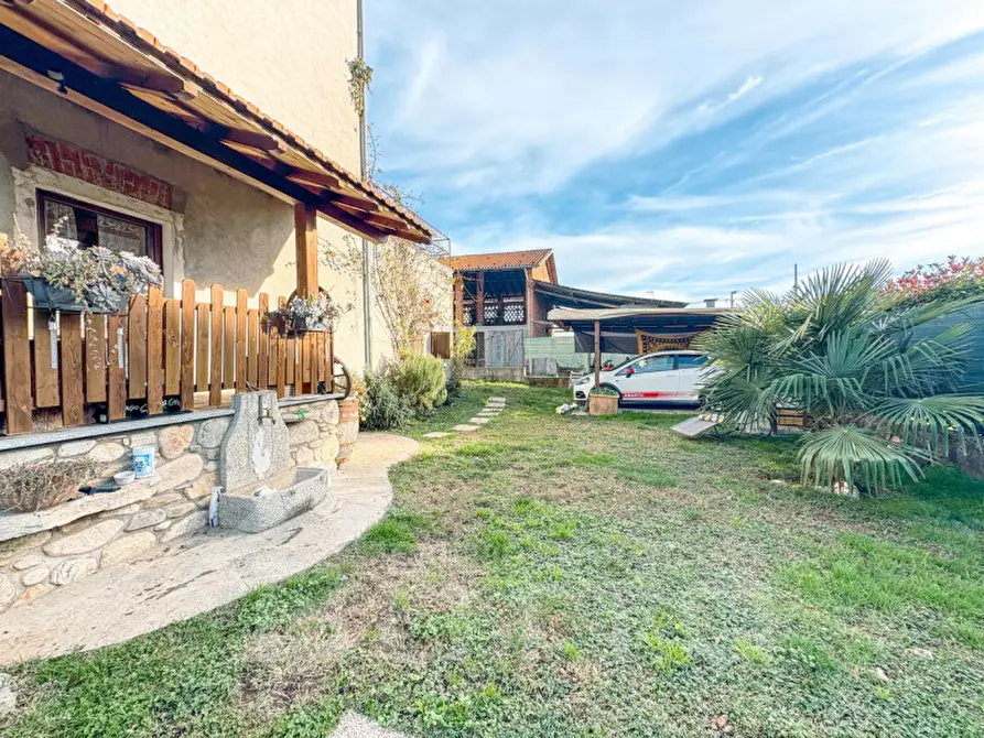 Immagine 26 di Villetta a schiera in vendita  in Via A. Volta 16 B a Fontaneto D'agogna