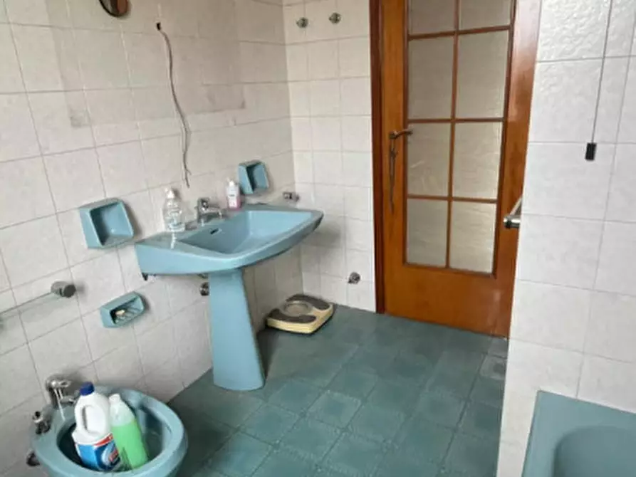 Immagine 19 di Appartamento in vendita  in Via Madre Anna Maria Adorni a Parma