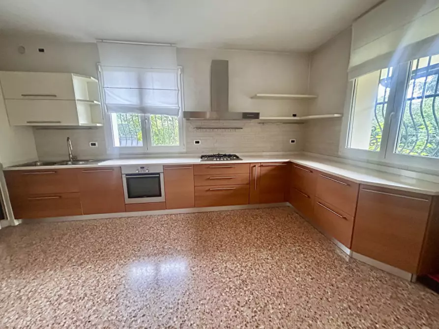 Immagine 2 di Casa indipendente in vendita  in Via Tiziano Vecellio a Padova