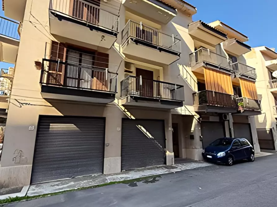Immagine 11 di Appartamento in vendita  in Via Siracusa, 67 a Francofonte