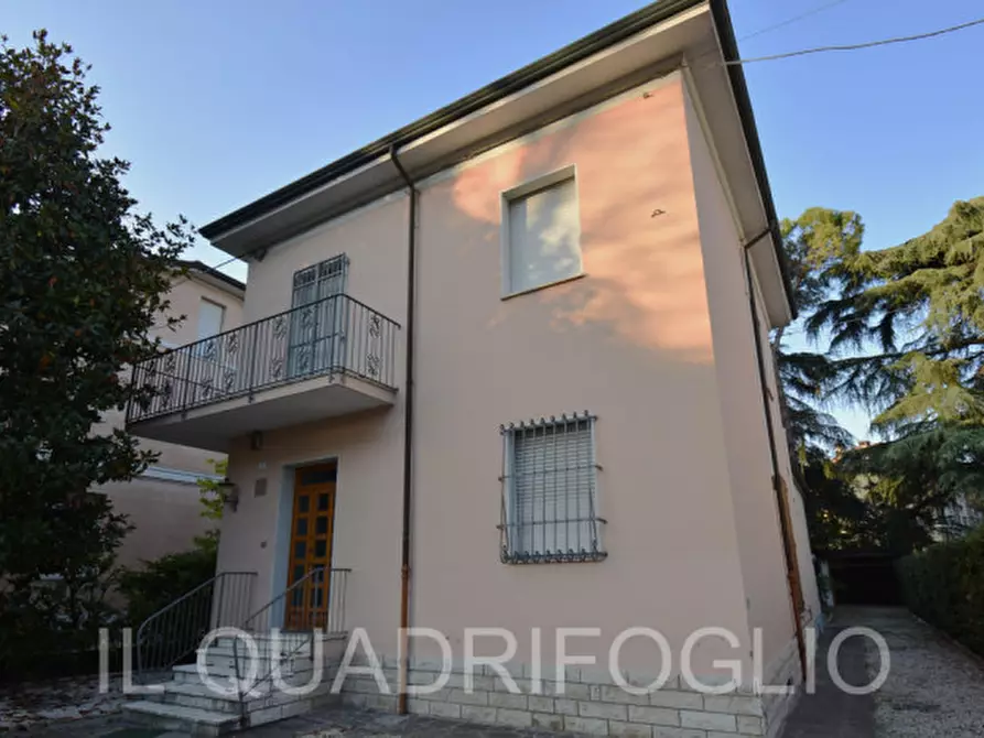 Immagine 1 di Casa indipendente in vendita  a Cesena