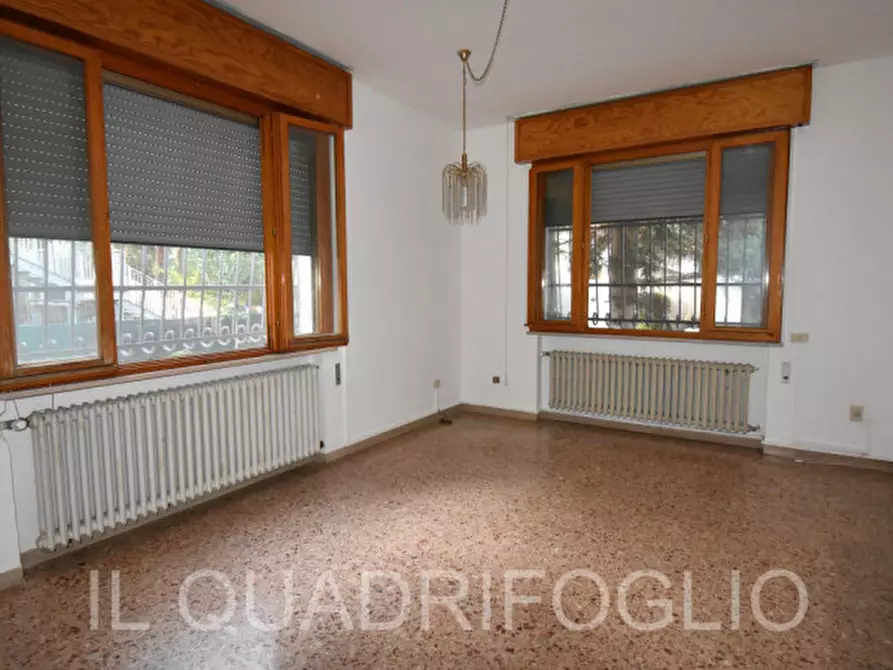 Immagine 9 di Casa indipendente in vendita  a Cesena