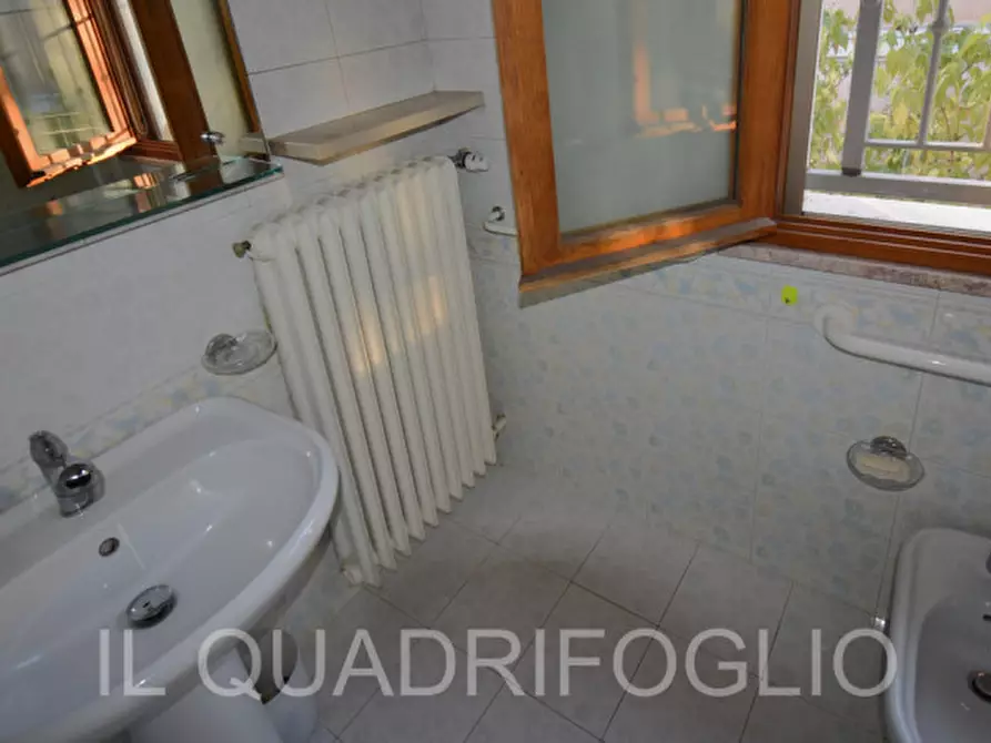 Immagine 15 di Casa indipendente in vendita  a Cesena