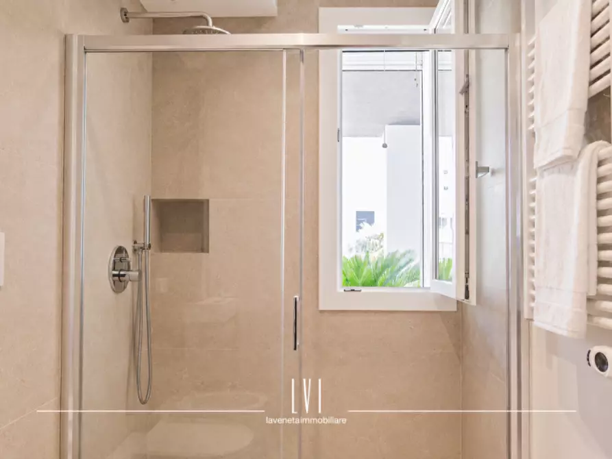Immagine 30 di Appartamento in affitto  in Via Giacomo Leopardi 49 a Jesolo