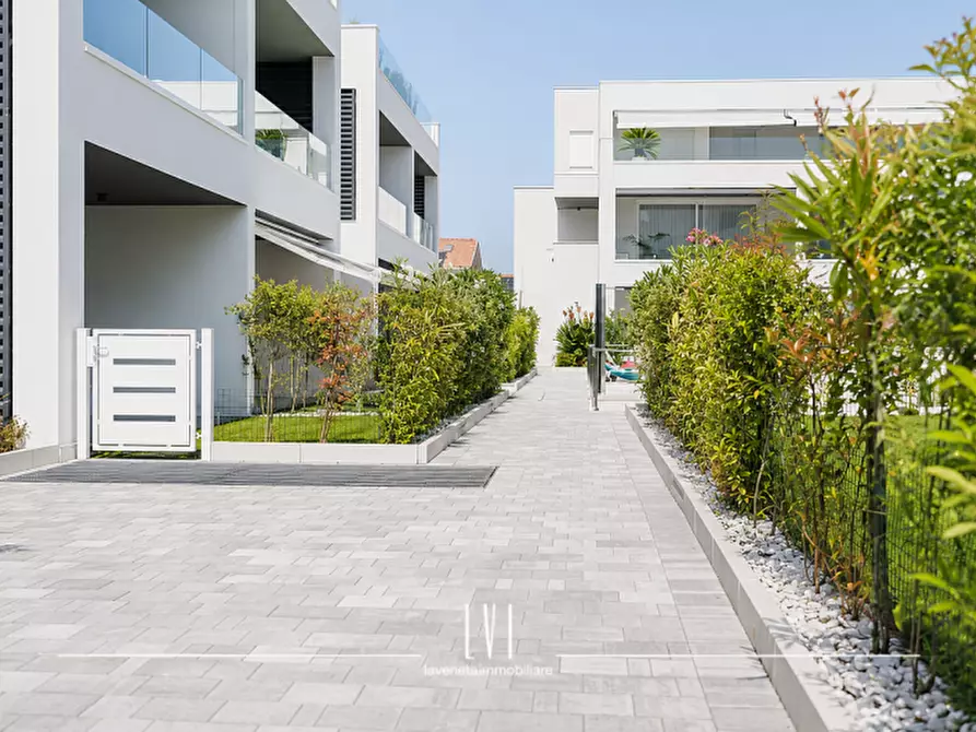 Immagine 33 di Appartamento in affitto  in Via Giacomo Leopardi 49 a Jesolo