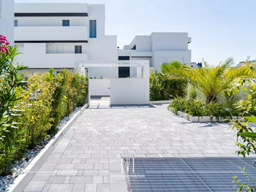 Immagine 35 di Appartamento in affitto  in Via Giacomo Leopardi 49 a Jesolo