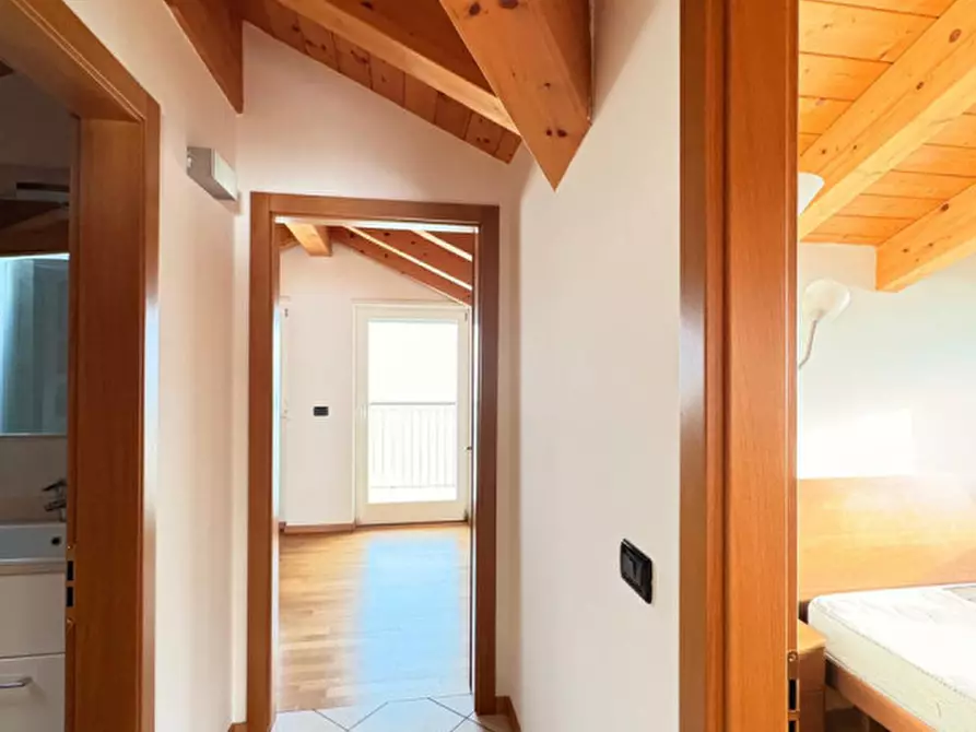 Immagine 12 di Attico in vendita  in Via Variante a Tenna