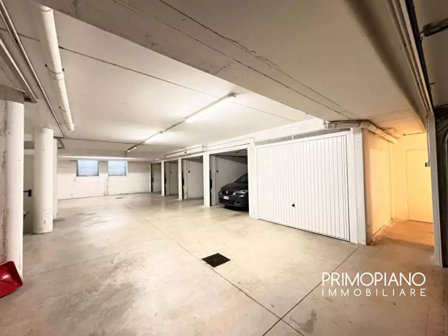 Immagine 29 di Attico in vendita  in Via Variante a Tenna