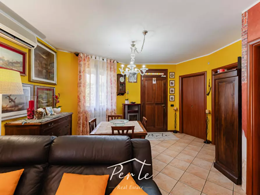 Immagine 3 di Appartamento in vendita  in via giuseppe garibaldi 40 d a Borgo Mantovano