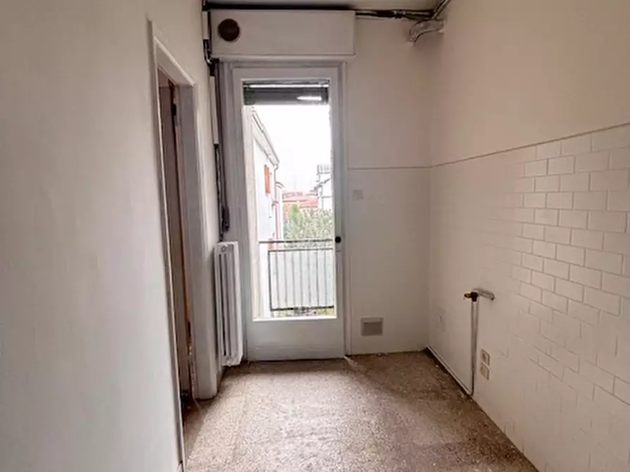 Immagine 12 di Appartamento in vendita  in via bernardi a Padova