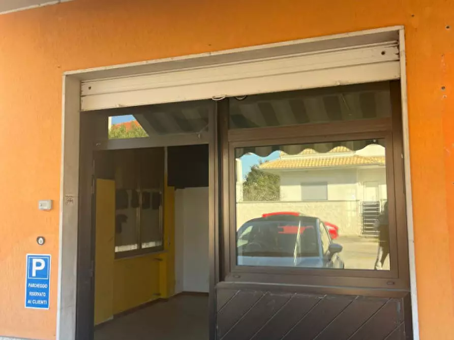 Immagine 5 di Attività commerciale in affitto  in via vestina a Montesilvano