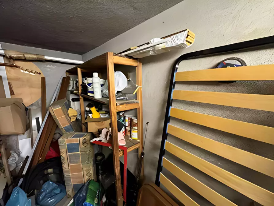 Immagine 9 di Appartamento in vendita  in via Aosta, 11 a Vercelli