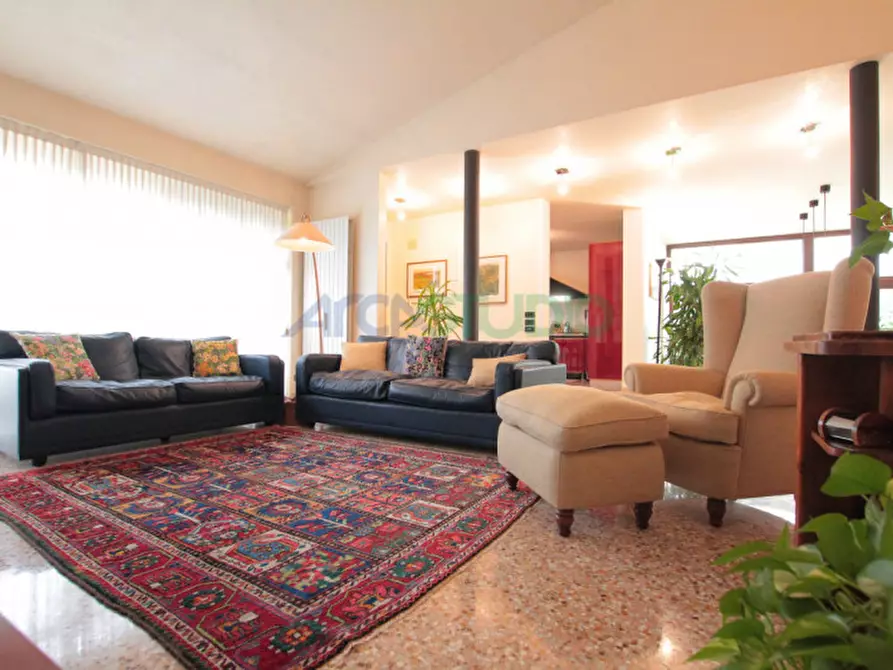 Immagine 4 di Casa bifamiliare in vendita  in Strada della Paglia a Vicenza