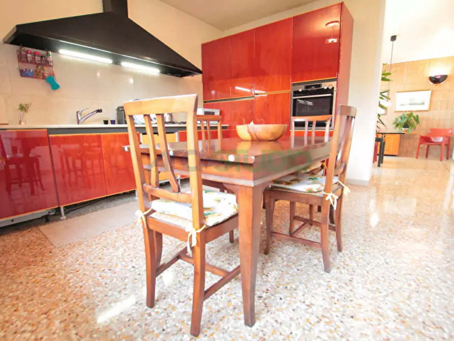 Immagine 8 di Casa bifamiliare in vendita  in Strada della Paglia a Vicenza