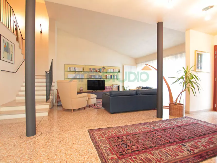 Immagine 19 di Casa bifamiliare in vendita  in Strada della Paglia a Vicenza