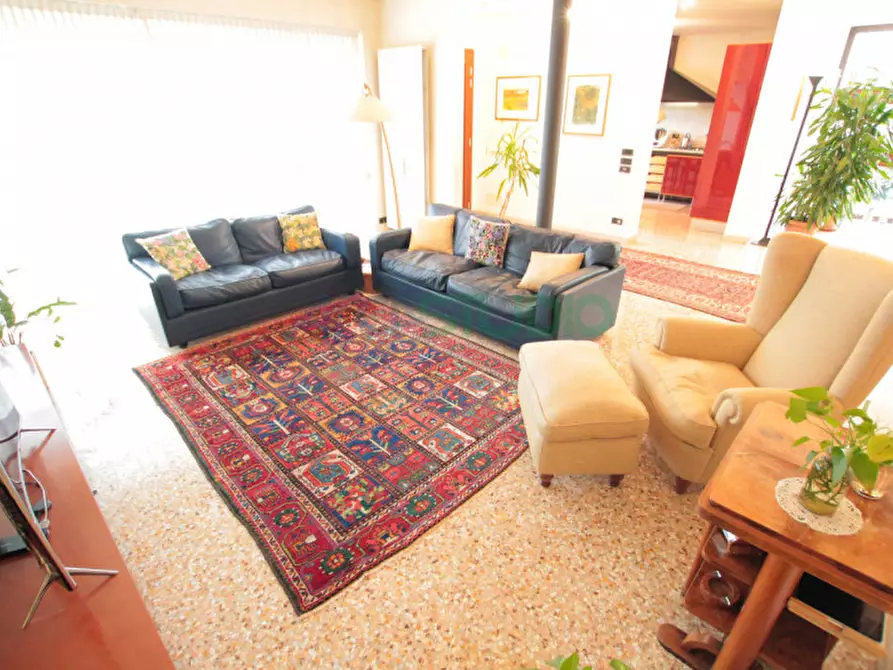 Immagine 22 di Casa bifamiliare in vendita  in Strada della Paglia a Vicenza