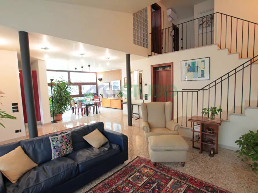 Immagine 23 di Casa bifamiliare in vendita  in Strada della Paglia a Vicenza