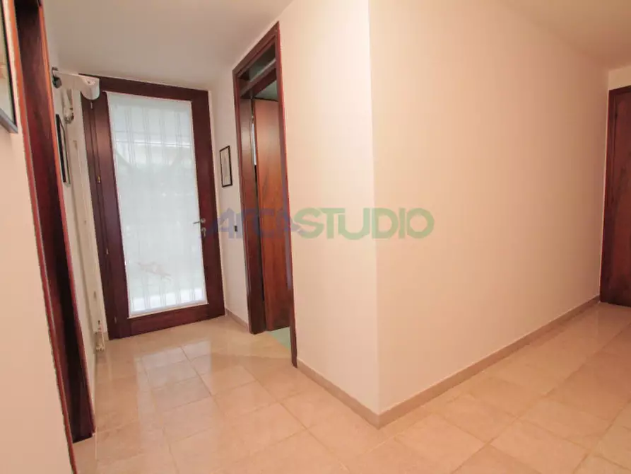 Immagine 25 di Casa bifamiliare in vendita  in Strada della Paglia a Vicenza