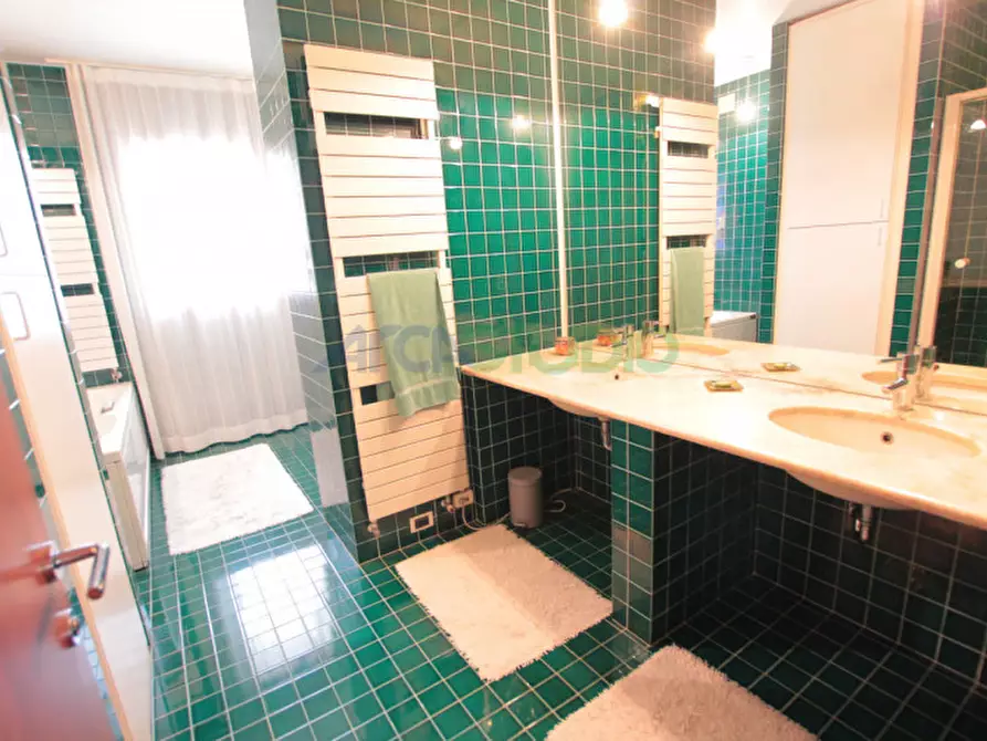 Immagine 41 di Casa bifamiliare in vendita  in Strada della Paglia a Vicenza