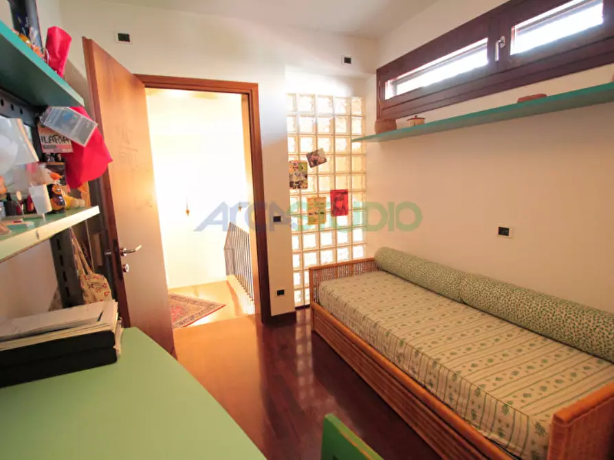 Immagine 53 di Casa bifamiliare in vendita  in Strada della Paglia a Vicenza