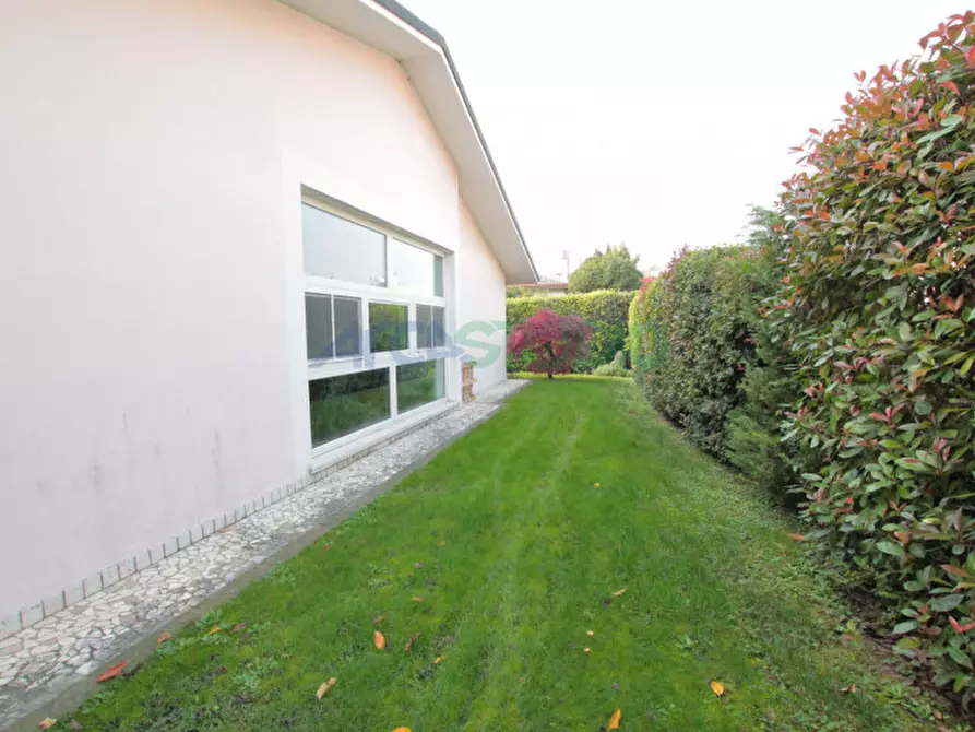 Immagine 56 di Casa bifamiliare in vendita  in Strada della Paglia a Vicenza