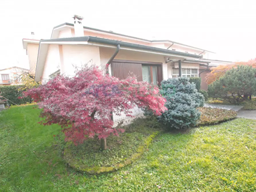 Immagine 57 di Casa bifamiliare in vendita  in Strada della Paglia a Vicenza