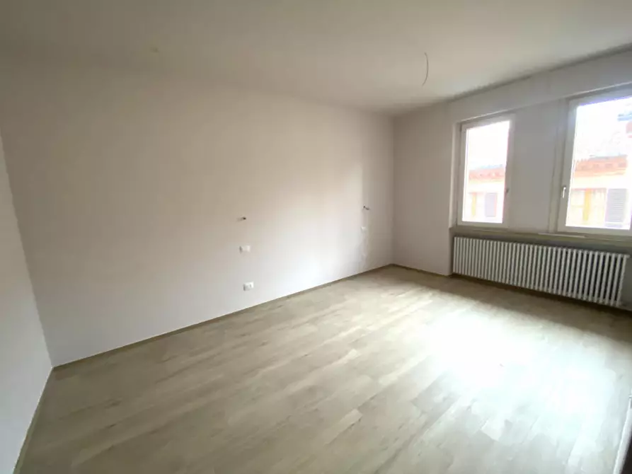 Immagine 6 di Appartamento in affitto  in Via Macrino a Alba