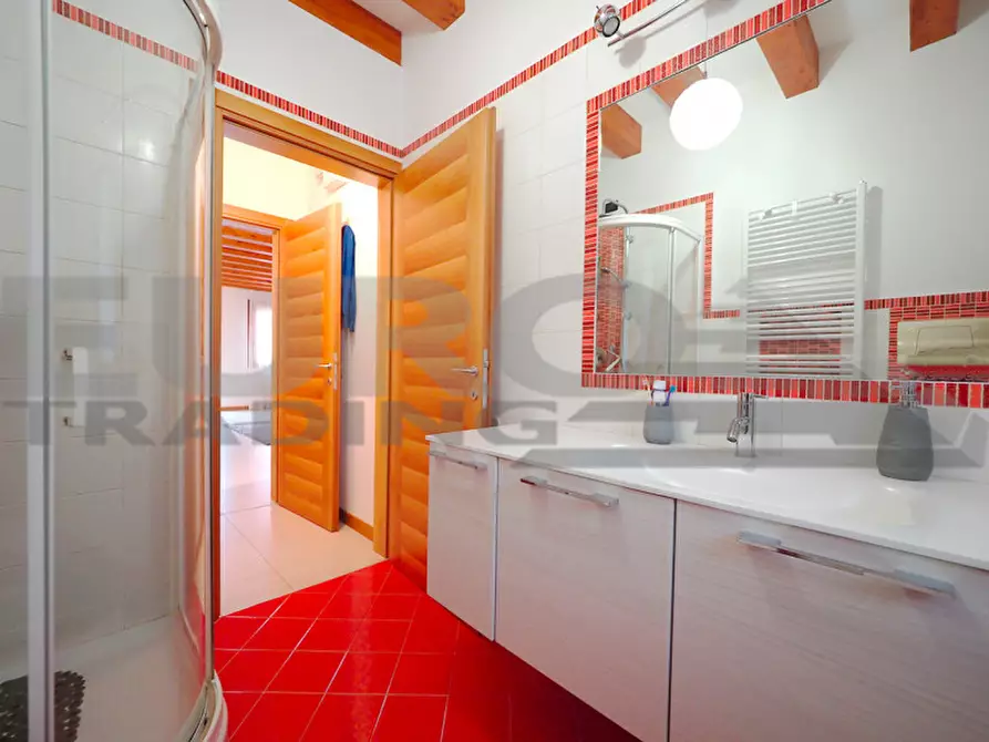 Immagine 13 di Villetta a schiera in vendita  in Via Pietro Sola a Zero Branco