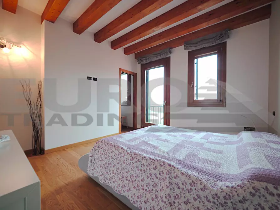 Immagine 15 di Villetta a schiera in vendita  in Via Pietro Sola a Zero Branco