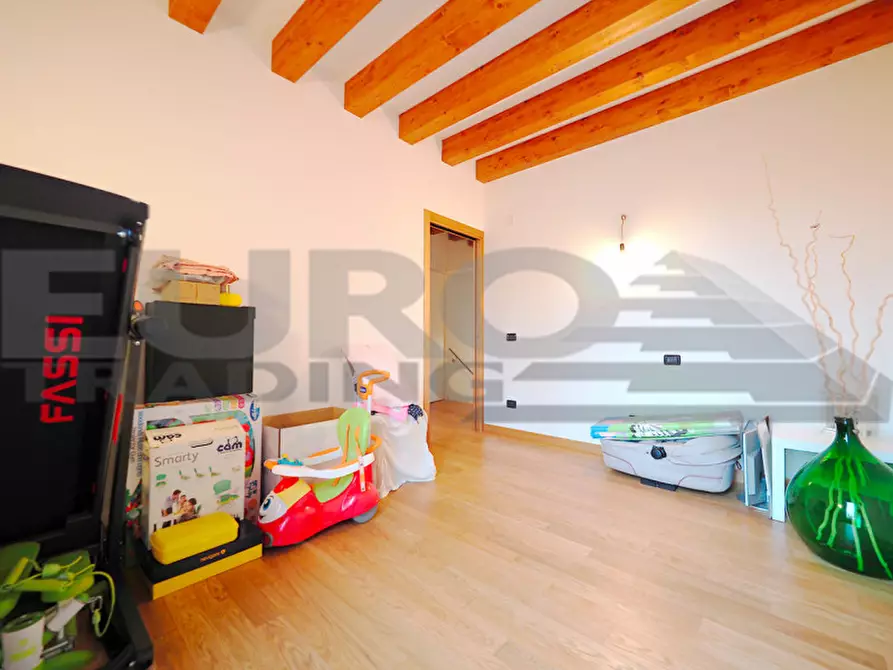 Immagine 21 di Villetta a schiera in vendita  in Via Pietro Sola a Zero Branco