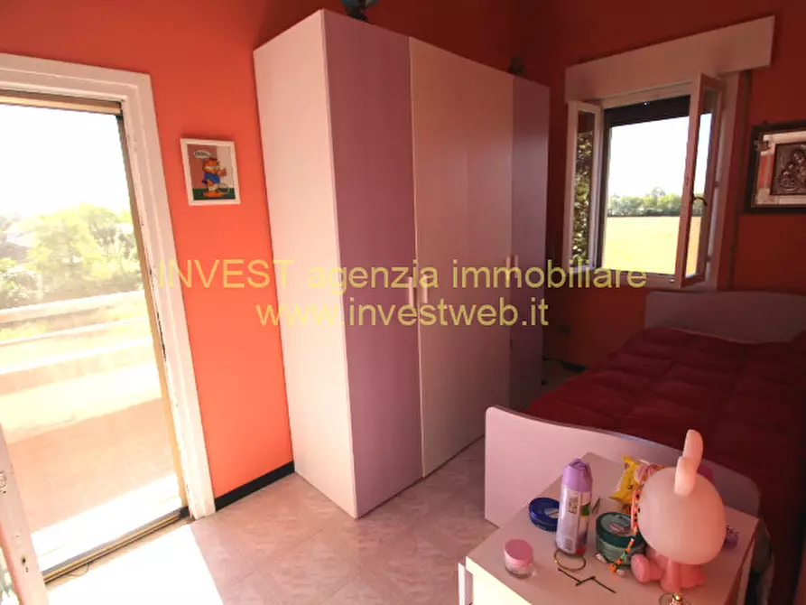 Immagine 10 di Casa bifamiliare in vendita  in via Fenilone a Rosolina