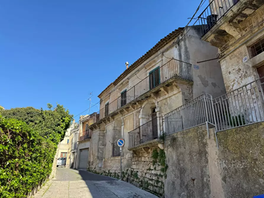 Immagine 3 di Casa indipendente in vendita  in Vico Mandolfo a Modica