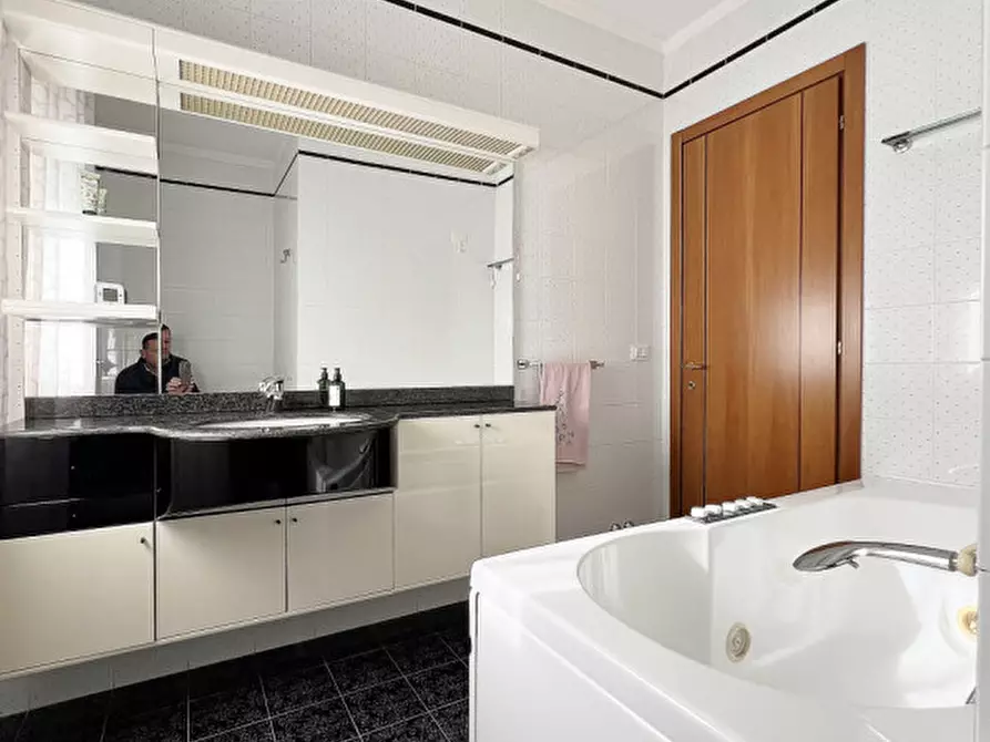 Immagine 12 di Casa quadrifamiliare in vendita  a Tombolo