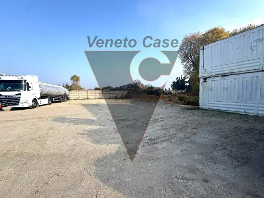 Immagine 3 di Terreno in affitto  in Via Padova a Vigonovo