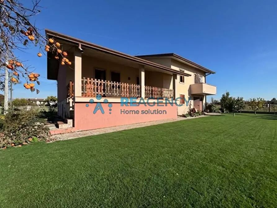 Immagine 2 di Casa indipendente in vendita  in Via Albereria a Bressanvido