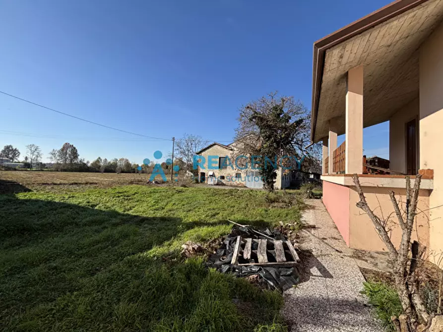 Immagine 3 di Casa indipendente in vendita  in Via Albereria a Bressanvido