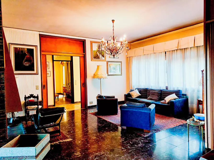 Immagine 5 di Villa in vendita  a Badia Polesine