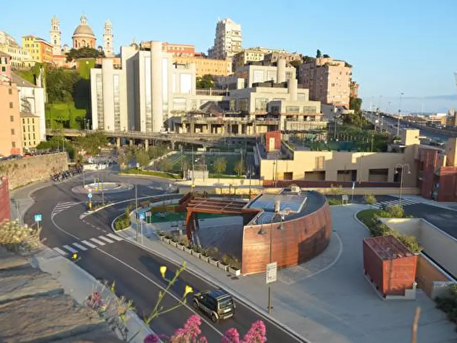 Immagine 15 di Posto auto in vendita  in via della marina a Genova
