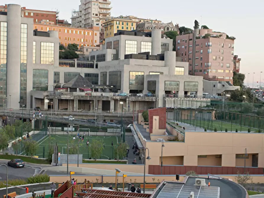 Immagine 16 di Posto auto in vendita  in via della marina a Genova