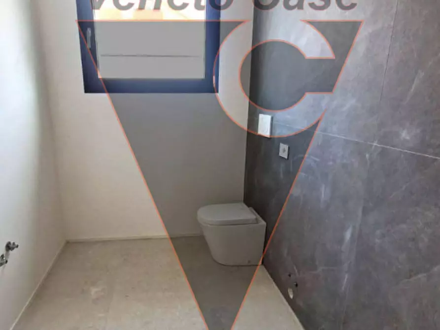 Immagine 10 di Appartamento in vendita  in Via vigonovese 177 a Padova