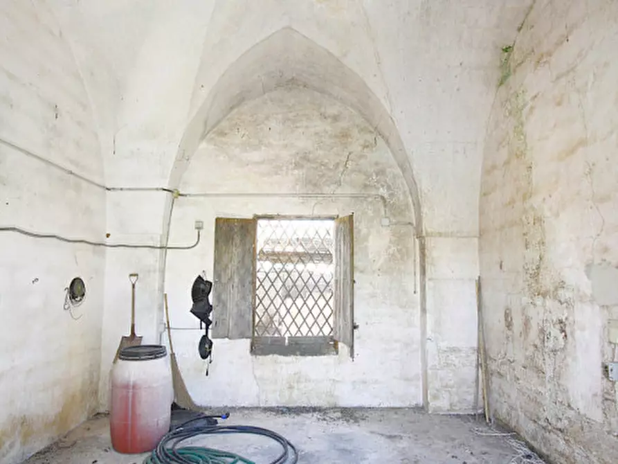 Immagine 25 di Capannone industriale in vendita  in Monaci a Parabita