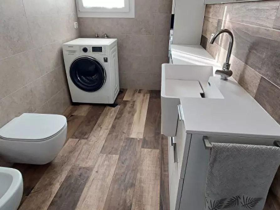 Immagine 11 di Appartamento in vendita  in Via dei Barnaba Moracchiato, 1 a Piazzola Sul Brenta