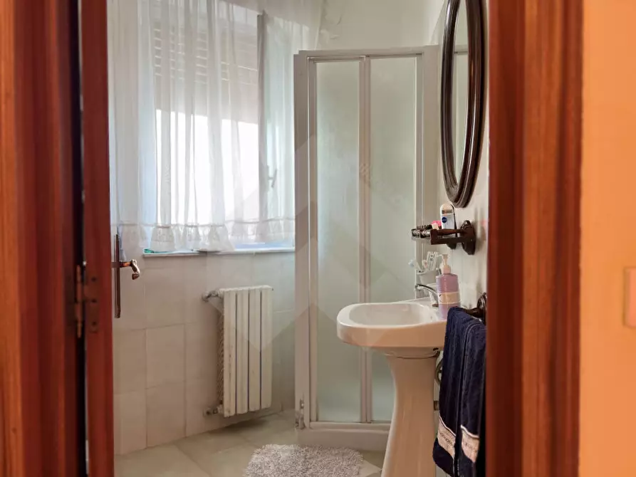 Immagine 18 di Appartamento in vendita  a Andria