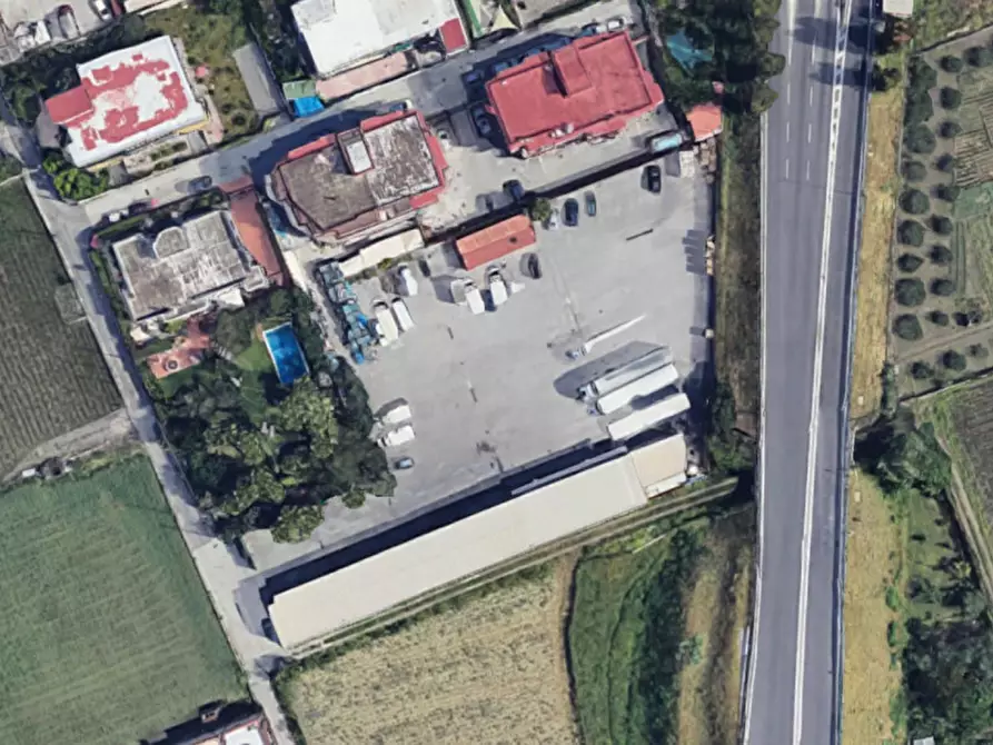 Immagine 2 di Capannone industriale in vendita  in Viale Unità d'Italia, 31, 80045 Pompei SA, Italia a Pompei
