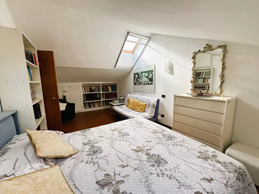 Immagine 15 di Appartamento in vendita  in Via Camillo Sbarbaro a Santa Margherita Ligure